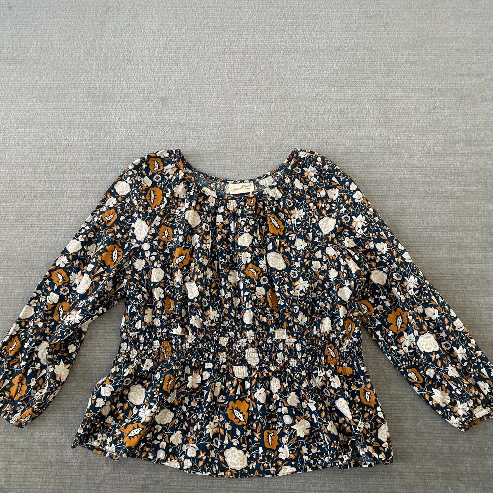 Universal Thread Top Women L‎ Blue Floral Smocked Flowy Cottagecore Puff Sleeve